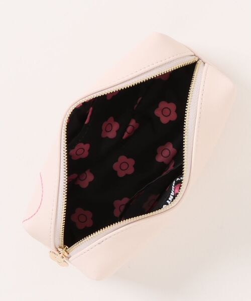 MARY QUANT* ピンクステッチデイジー スクエアペンケース ピンクステッチデイジー スクエアペンケース（ポーチ）｜MARY
