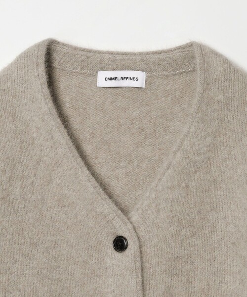 EMMEL REFINES（エメルリファインズ）の「＜EMMEL REFINES＞EM FOX/W/CA Vネック カーディガン（カーディガン/ボレロ・レディース・レッド/ライトグレー/パープル・FREE）」の5枚目の写真