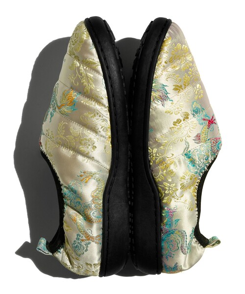 SUBU(スブ)の「SUBU / VAMP SHOES CHINADRESS Dots Collection 2025(サンダル・レディース・ブラック/ホワイト・00/1/0)」の10枚目の写真