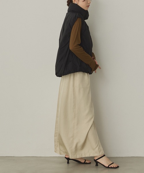 hunch（ハンチ）の「薄中綿 バルーンベスト（ダウンベスト・レディース・ダークブラウン/オフホワイト/ブラック・FREE）」の7枚目の写真