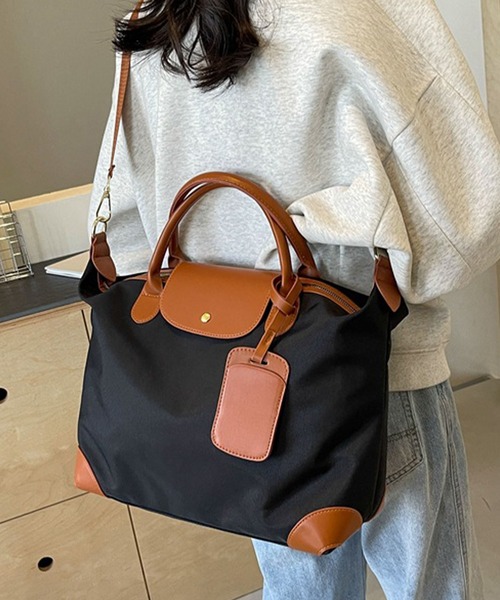 DAY CLOSET（デイ クローゼット）の「レディース 2WAY肩掛けショルダー×ボストンバッグ［A4収納可/マチあり/大容量］（ボストンバッグ・レディース・グリーン系その他/ブラック/ブラック系その他/ブルー系その他・ONE SIZE）」の2枚目の写真