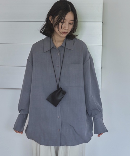 feepur（フェピュール）の「カットオフオーバーシャツ（シャツ/ブラウス・レディース・イエロー/ブラウン/ブルーグレー・MEDIUM）」の2枚目の写真