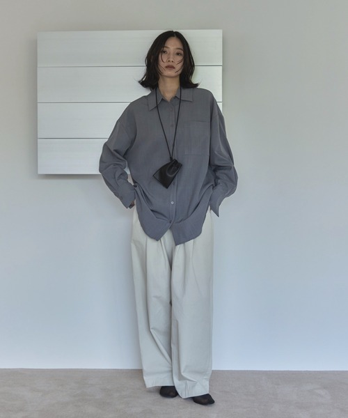 feepur（フェピュール）の「カットオフオーバーシャツ（シャツ/ブラウス・レディース・イエロー/ブラウン/ブルーグレー・MEDIUM）」の11枚目の写真