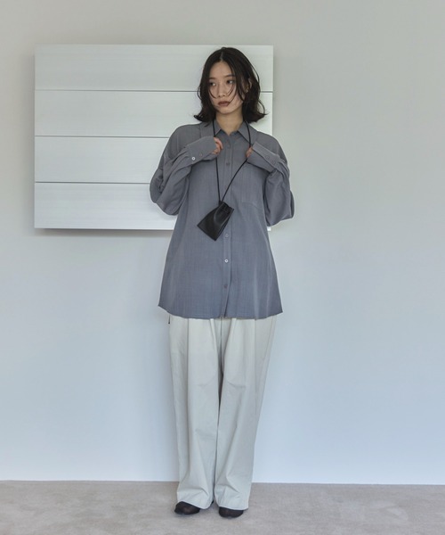 feepur（フェピュール）の「カットオフオーバーシャツ（シャツ/ブラウス・レディース・イエロー/ブラウン/ブルーグレー・MEDIUM）」の13枚目の写真