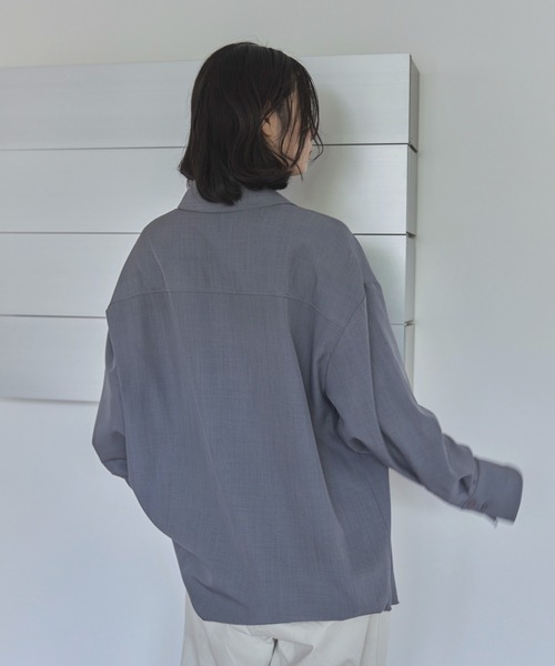 feepur（フェピュール）の「カットオフオーバーシャツ（シャツ/ブラウス・レディース・イエロー/ブラウン/ブルーグレー・MEDIUM）」の6枚目の写真