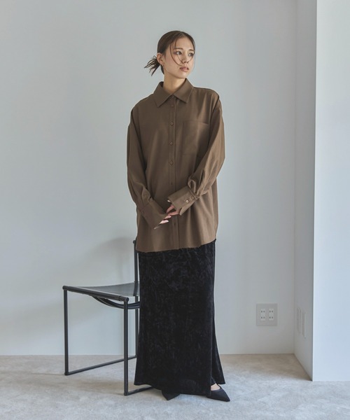 feepur（フェピュール）の「カットオフオーバーシャツ（シャツ/ブラウス・レディース・イエロー/ブラウン/ブルーグレー・MEDIUM）」の9枚目の写真