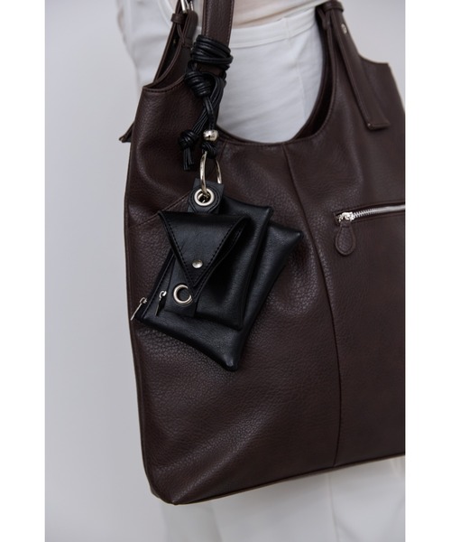 un/neu（アンノイ）の「4パーツカスタムポーチショルダー / ネックストラップ / メガネフォルダー / リップケース（ショルダーバッグ・レディース・ブラウン/ブラック・FREE）」の21枚目の写真