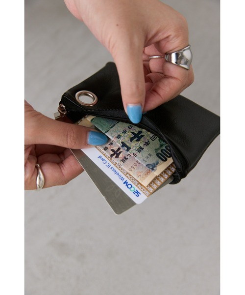 un/neu（アンノイ）の「4パーツカスタムポーチショルダー / ネックストラップ / メガネフォルダー / リップケース（ショルダーバッグ・レディース・ブラウン/ブラック・FREE）」の9枚目の写真