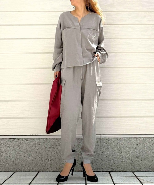 Q(キュー)の「ピーチタッチシャツ(シャツ/ブラウス・レディース・ベビーピンク/グレー・MEDIUM)」の17枚目の写真