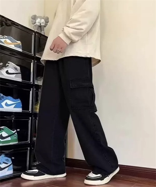 Dream garden(ドリームガーデン)の「6ポケット ワイドデニムカーゴパンツ(デニムパンツ・レディース・ブルー/ライトブルー/ブラック/ライトブラック・2XL/XL/M/L/3XL/S)」の6枚目の写真