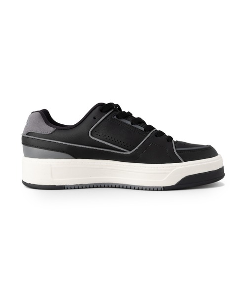 FILA(フィラ)の「FILA COURT FEATHERY V2(スニーカー・レディース・ブラック・28.0cm/27.0cm/26.0cm/24.0cm/25.0cm/23.0cm/22.0cm)」の5枚目の写真