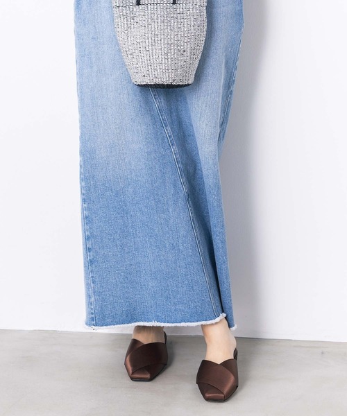 ATELIER BRUGGE（アトリエブルージュ）の「サテンミュールパンプス（パンプス・レディース・ブラウン・24.5/23.5）」の3枚目の写真