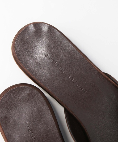 ATELIER BRUGGE（アトリエブルージュ）の「サテンミュールパンプス（パンプス・レディース・ブラウン・24.5/23.5）」の12枚目の写真