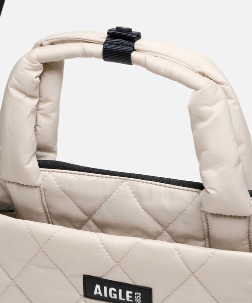 AIGLE（エーグル）の「キルティング 2wayショルダーバッグ ミニポーチ付き（トートバッグ・レディース・ブラック/モスグリーン/ライトグレー・FREE）」の20枚目の写真