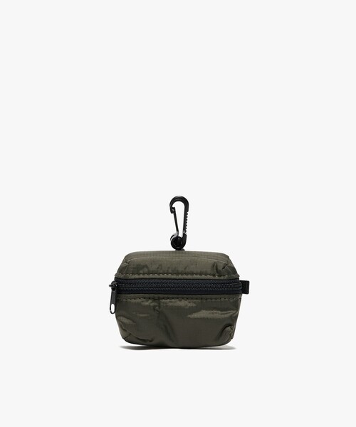 AIGLE（エーグル）の「キルティング 2wayショルダーバッグ ミニポーチ付き（トートバッグ・レディース・ブラック/モスグリーン/ライトグレー・FREE）」の10枚目の写真