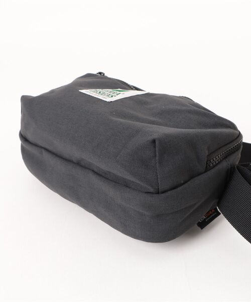 SIERRA DESIGNS（シェラデザイン）の「抜群の週能力【SIERRA DESIGNS】SHOULDER POUCH　/ナイロンショルダーバック（ショルダーバッグ・レディース・セージグリーン/タン/グリーン/ダークネイビー/ブラック/サックスブルー・ONE SIZE）」の7枚目の写真