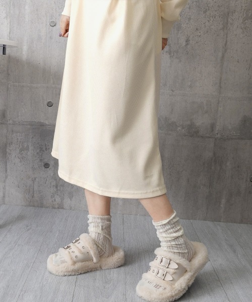 Miniministore(ミニミニストア)の「ハーフジップワンピース長袖ウエストタック(ワンピース・レディース・ブラック/アイボリー・L/M)」の16枚目の写真