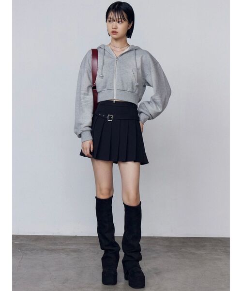 EMODA（エモダ）の「ベルトプリーツスカート（スカート・レディース・ブラック/ブラウン・MEDIUM/SMALL）」の18枚目の写真