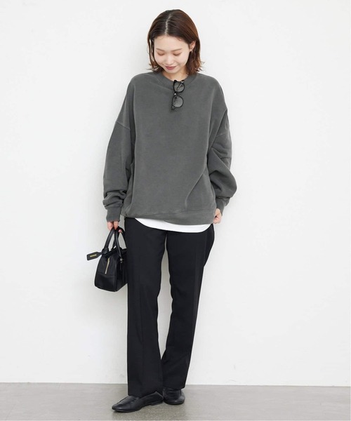 SLOBE IENA（スローブイエナ）の「《WEB限定カラー有り/追加》ビックシルエットピグメント裏毛プルオーバー（スウェット・レディース・ベージュ/ブラウン/ブラック系その他/ネイビー・FREE）」の5枚目の写真