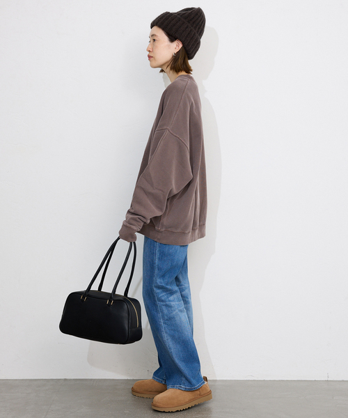 SLOBE IENA（スローブイエナ）の「《WEB限定カラー有り/追加》ビックシルエットピグメント裏毛プルオーバー（スウェット・レディース・ベージュ/ブラウン/ブラック系その他/ネイビー・FREE）」の17枚目の写真