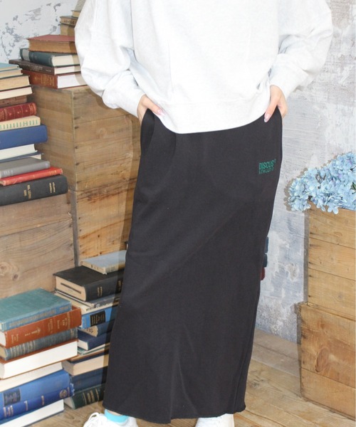 DISCUS ATHLETIC（ディスカス　アスレチック）の「【DISCUS ATHLETIC/ディスカス アスレチック】裏毛ナロースカート（スカート・レディース・グリーン/ブラック/ブルー/杢グレー・MEDIUM/LARGE）」の11枚目の写真