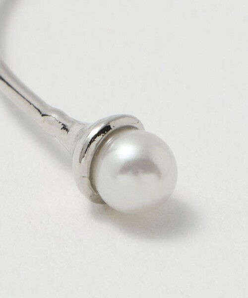 BEAUTY&YOUTH UNITED ARROWS(ビューティーアンドユースユナイテッドアローズ)の「ワン パールモチーフ バングル(バングル/リストバンド・レディース・シルバー/ゴールド・FREE)」の8枚目の写真