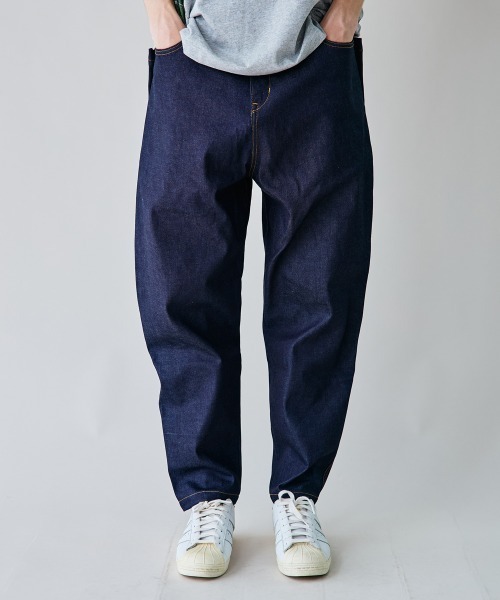 rehacer(レアセル)の「rehacer : Side Pocket Tapered Rigid Denim / サイドポケットリジッドデニム(デニムパンツ・メンズ・インディゴブルー・LARGE/MEDIUM/SMALL)」の1枚目の写真