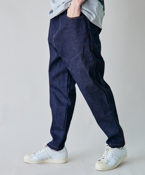 rehacer(レアセル)の「rehacer : Side Pocket Tapered Rigid Denim / サイドポケットリジッドデニム(デニムパンツ・メンズ・インディゴブルー・LARGE/MEDIUM/SMALL)」の4枚目の写真