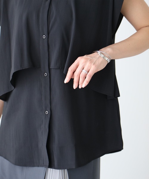 Ehre style(エーレスタイル)の「重ね着無しで 体型カバー レイヤーブラウス(シャツ/ブラウス・レディース・ブラック/ホワイト/ライトグレー・FREE)」の7枚目の写真