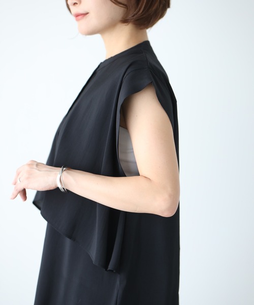 Ehre style(エーレスタイル)の「重ね着無しで 体型カバー レイヤーブラウス(シャツ/ブラウス・レディース・ブラック/ホワイト/ライトグレー・FREE)」の8枚目の写真