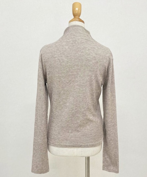 DAY CLOSET（デイ クローゼット）の「【表裏ニット/微起毛】色っぽ長袖ハイネックカットアウトリブニットプルオーバー レディース（ニット/セーター・レディース・ダークグレー/キナリ/ダークブラウン/グレー/ブラック/グレイッシュベージュ・M/L）」の11枚目の写真