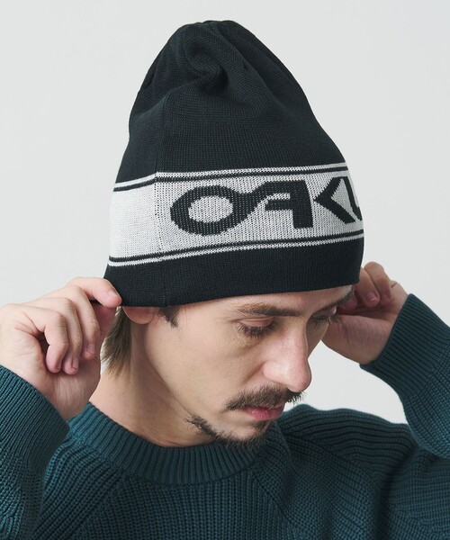 OAKLEY リバーシブル ニット帽 ビーニー ニットキャップ オークリー OAKLEY リバーシブル ニット帽 ビーニー ニットキャップ オークリー