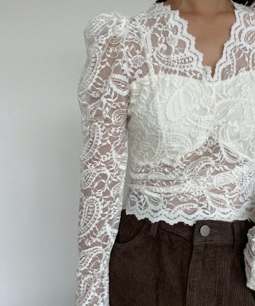 AMAIL(アマイル)の「Elegant Lace Top(シャツ/ブラウス・レディース・ブラック/ホワイト・FREE)」の7枚目の写真