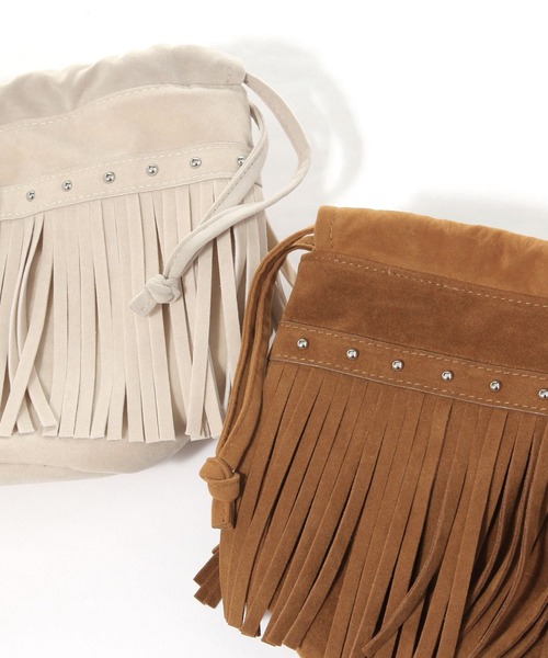 LAKOLE（ラコレ）の「フリンジ2WAY巾着ショルダーバッグ / 595404（ショルダーバッグ・レディース・キャメル/オフホワイト・FREE）」の11枚目の写真