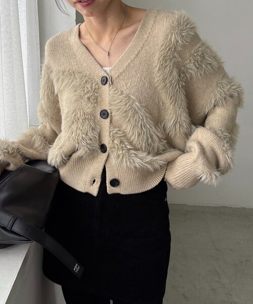 CAPRICIEUX LE'MAGE(カプリシューレマージュ)の「WAVEフェザーカーディガン(カーディガン/ボレロ・レディース・ベージュ/グレー/アイボリー・FREE)」の20枚目の写真
