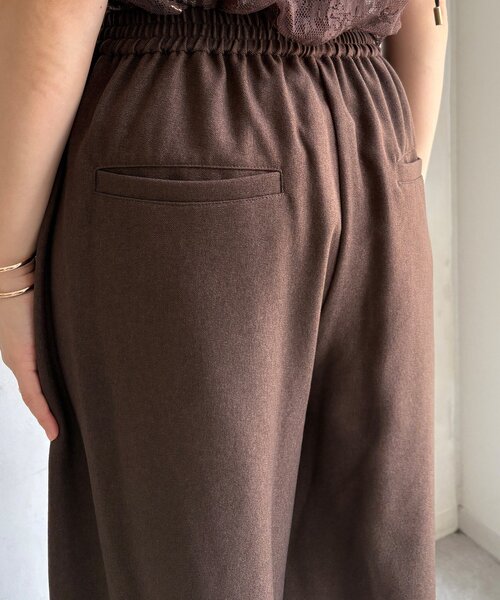 DouDou(ドゥドゥ)の「【WEB限定】ウール調フロントタックイージーパンツ(その他パンツ・レディース・ブラック/グレイッシュベージュ/ブラウン・FREE)」の10枚目の写真