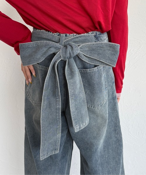 kutir(クティール)の「2wayバックリボンカーブデニムパンツ(デニムパンツ・レディース・ブルー/ブラック・SMALL/MEDIUM/LARGE)」の15枚目の写真