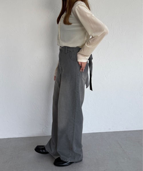 kutir(クティール)の「2wayバックリボンカーブデニムパンツ(デニムパンツ・レディース・ブルー/ブラック・SMALL/MEDIUM/LARGE)」の7枚目の写真