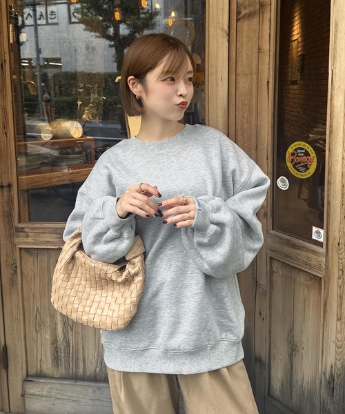 yuri.さんコラボ ] 選べる2丈裏起毛刺繍入りスウェットトップス