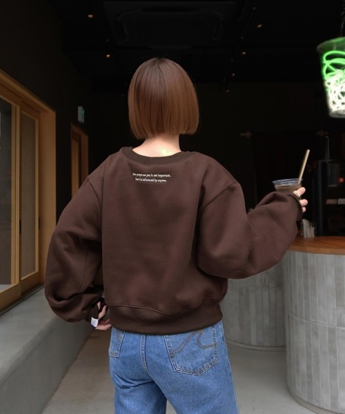 KOBE LETTUCE（コウベレタス）の「[ yuri.さんコラボ ] 選べる2丈裏起毛刺繍入りスウェットトップス（スウェット・レディース・ピンク系/ネイビー/ブラウン系/グレー/ネイビー系/グレー系/ピンク/ブラウン・M1/M）」の13枚目の写真