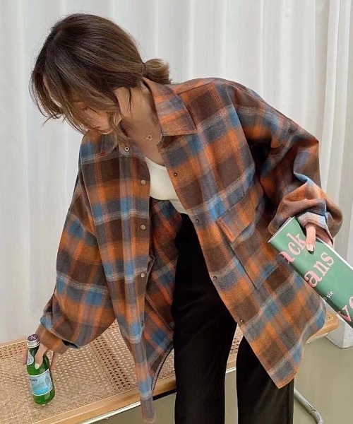 FUNdaysion(ファンデイション)の「ユニセックスチェック柄シャツ(シャツ/ブラウス・レディース・オレンジ/グリーン/ブルー・M)」の14枚目の写真