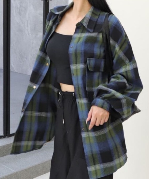 FUNdaysion(ファンデイション)の「ユニセックスチェック柄シャツ(シャツ/ブラウス・レディース・オレンジ/グリーン/ブルー・M)」の18枚目の写真