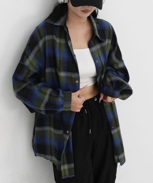 FUNdaysion(ファンデイション)の「ユニセックスチェック柄シャツ(シャツ/ブラウス・レディース・オレンジ/グリーン/ブルー・M)」の17枚目の写真