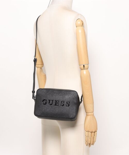Guess(ゲス)の「【GUESS】ゲス RODNEY ショルダーバッグ(ショルダーバッグ・レディース・ブラック/ベージュ/ブルー系その他・FREE)」の7枚目の写真