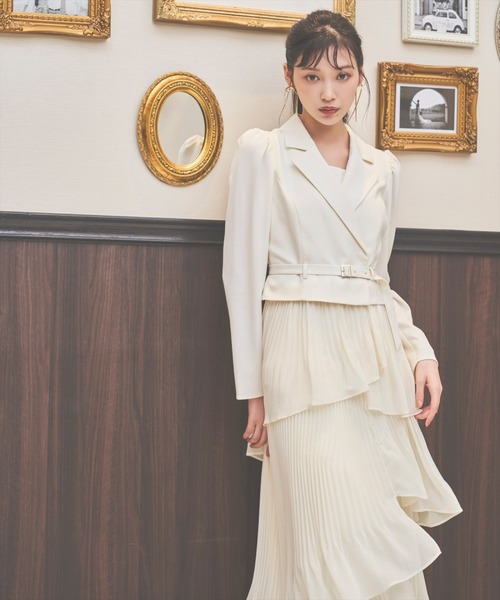 AND COUTURE(アンドクチュール)の「ジャケットレイヤードプリーツワンピース(ワンピース・レディース・ブラック/ブラウン/ベージュ/アイボリー/ピンク・FREE)」の8枚目の写真