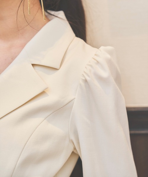 AND COUTURE(アンドクチュール)の「ジャケットレイヤードプリーツワンピース(ワンピース・レディース・ブラック/ブラウン/ベージュ/アイボリー/ピンク・FREE)」の13枚目の写真