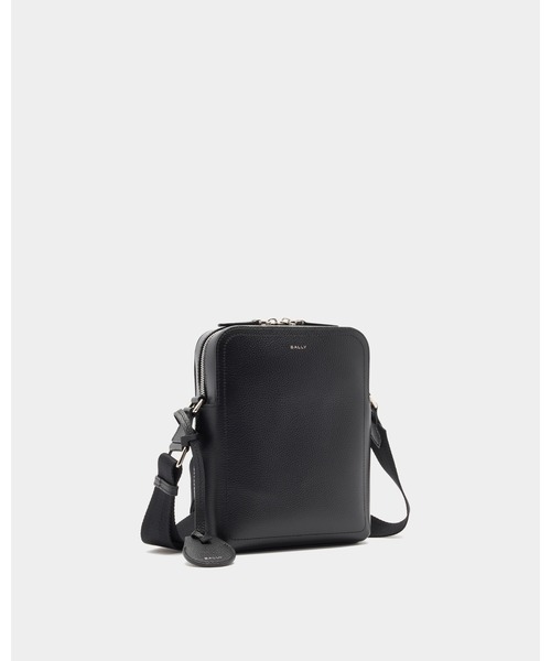BALLY(バリー)の「CAPITOL NS CROSS(ボディバッグ/ウエストポーチ・メンズ・ブラック・ONESIZE)」の4枚目の写真