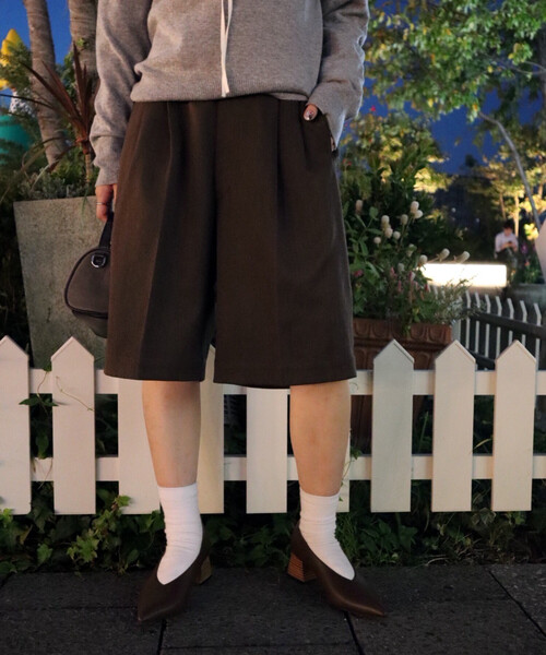 FREAK'S STORE(フリークスストア)の「2tack Shorts/ツータックショーツ(その他パンツ・レディース・チャコールグレー/ブラウン・SMALL/MEDIUM)」の8枚目の写真