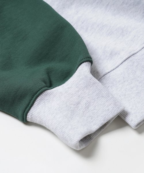 FRIZMWORKS(フリズムワークス)の「ROUNDED RAGLAN SWEATSHIRT _ FOREST GREEN(スウェット・メンズ・その他・MEDIUM/LARGE/X-LARGE)」の5枚目の写真