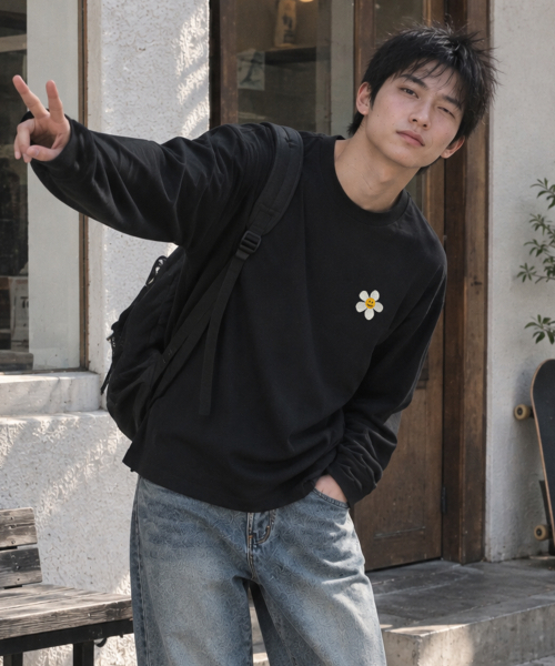 GRAVER（グレーバー）の「[UNISEX]フラワードット刺繍ロングスリーブ_2カラー（Tシャツ/カットソー・レディース・ブラック/ホワイト・LARGE/MEDIUM）」の9枚目の写真